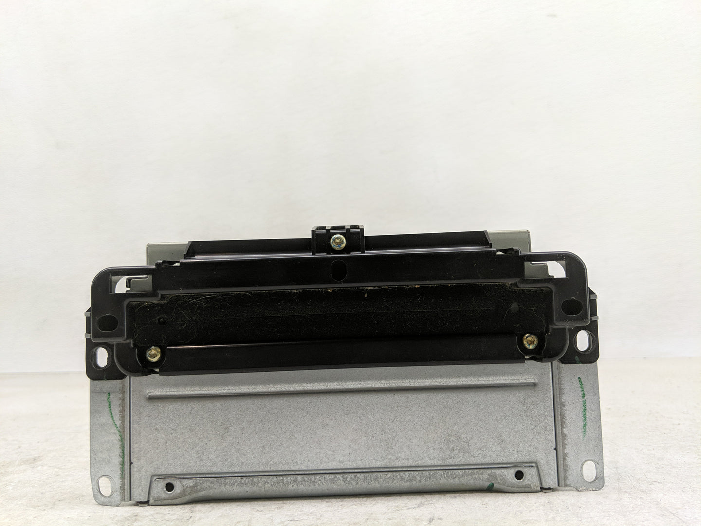 2011-2012 Dodge Journey Radio AM FM Cd Player Receiver Replacement P/N:P05064546AL Fits Fits 2011 2012 OEM Used Auto Parts -