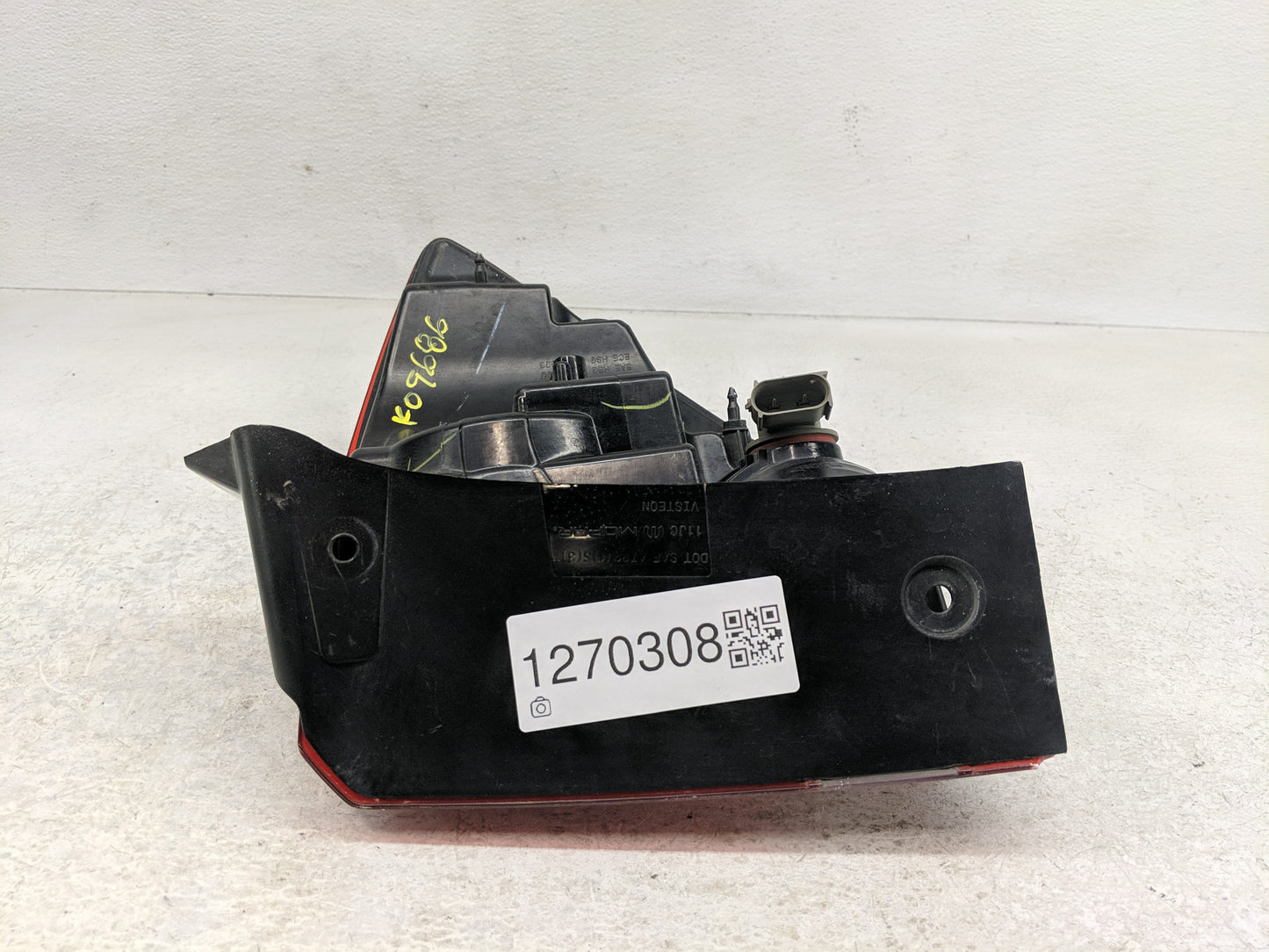 2012 Dodge Journey Tail Light Assembly Driver Left OEM P/N:6724112144 Fits OEM Used Auto Parts - Oemusedautoparts1.com