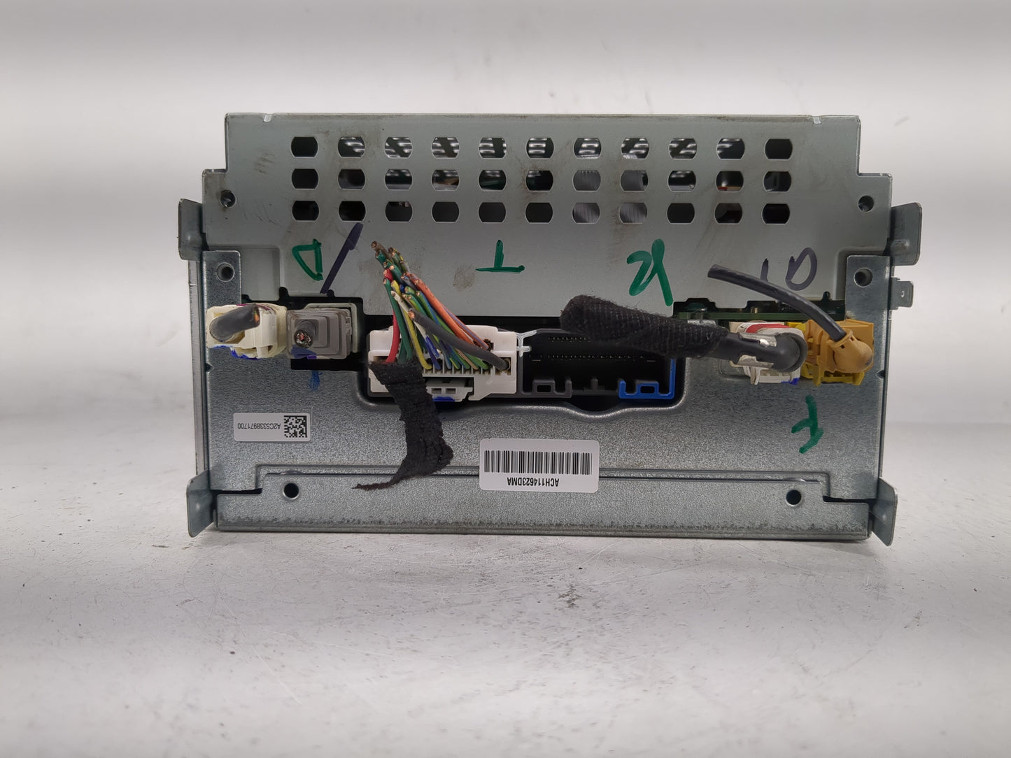 2012 Dodge Journey Radio AM FM Cd Player Receiver Replacement P/N:P05091101AG Fits OEM Used Auto Parts - Oemusedautoparts1.c