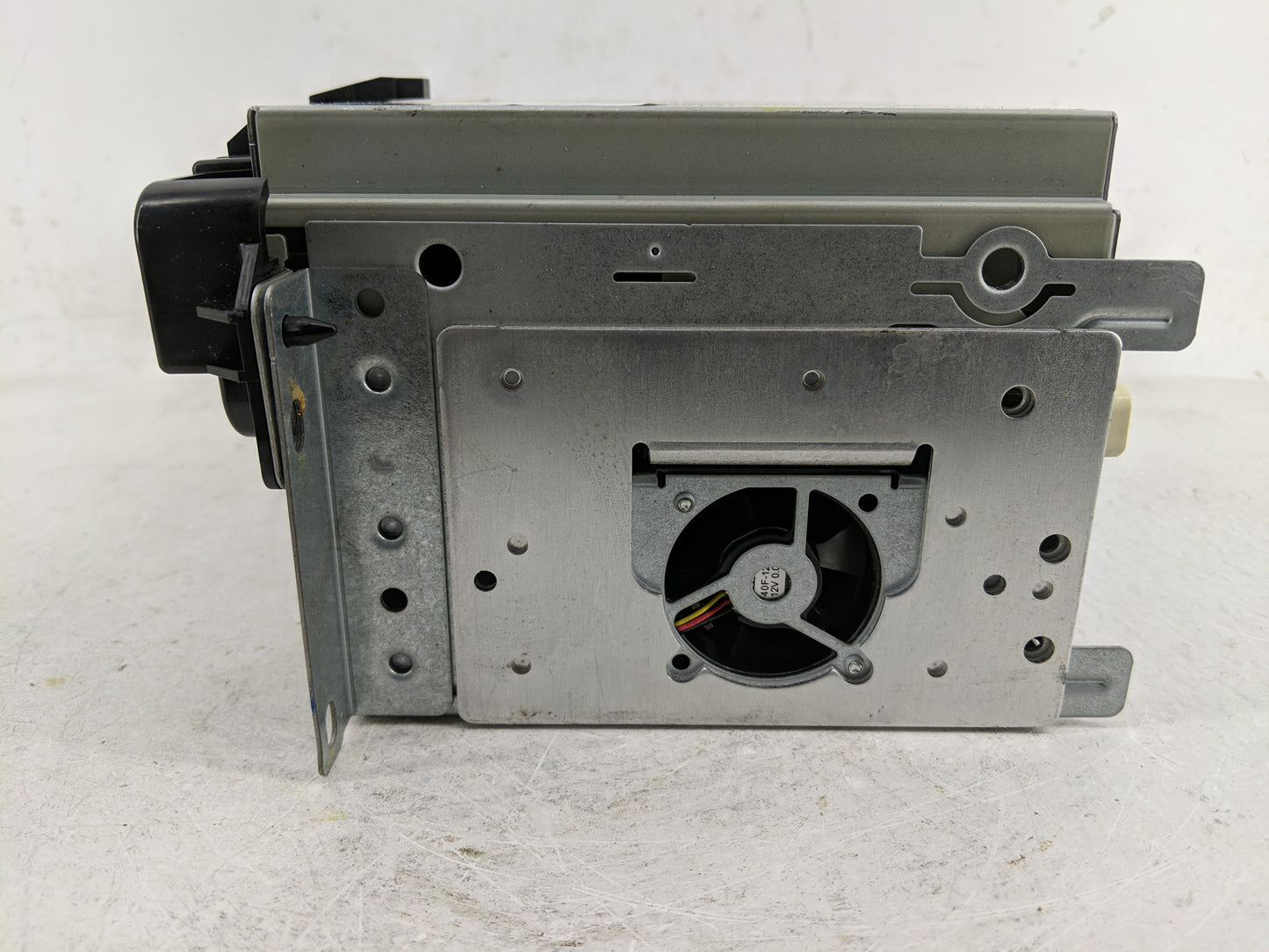 2011-2012 Dodge Journey Radio AM FM Cd Player Receiver Replacement P/N:P05091101AD Fits Fits 2011 2012 OEM Used Auto Parts -