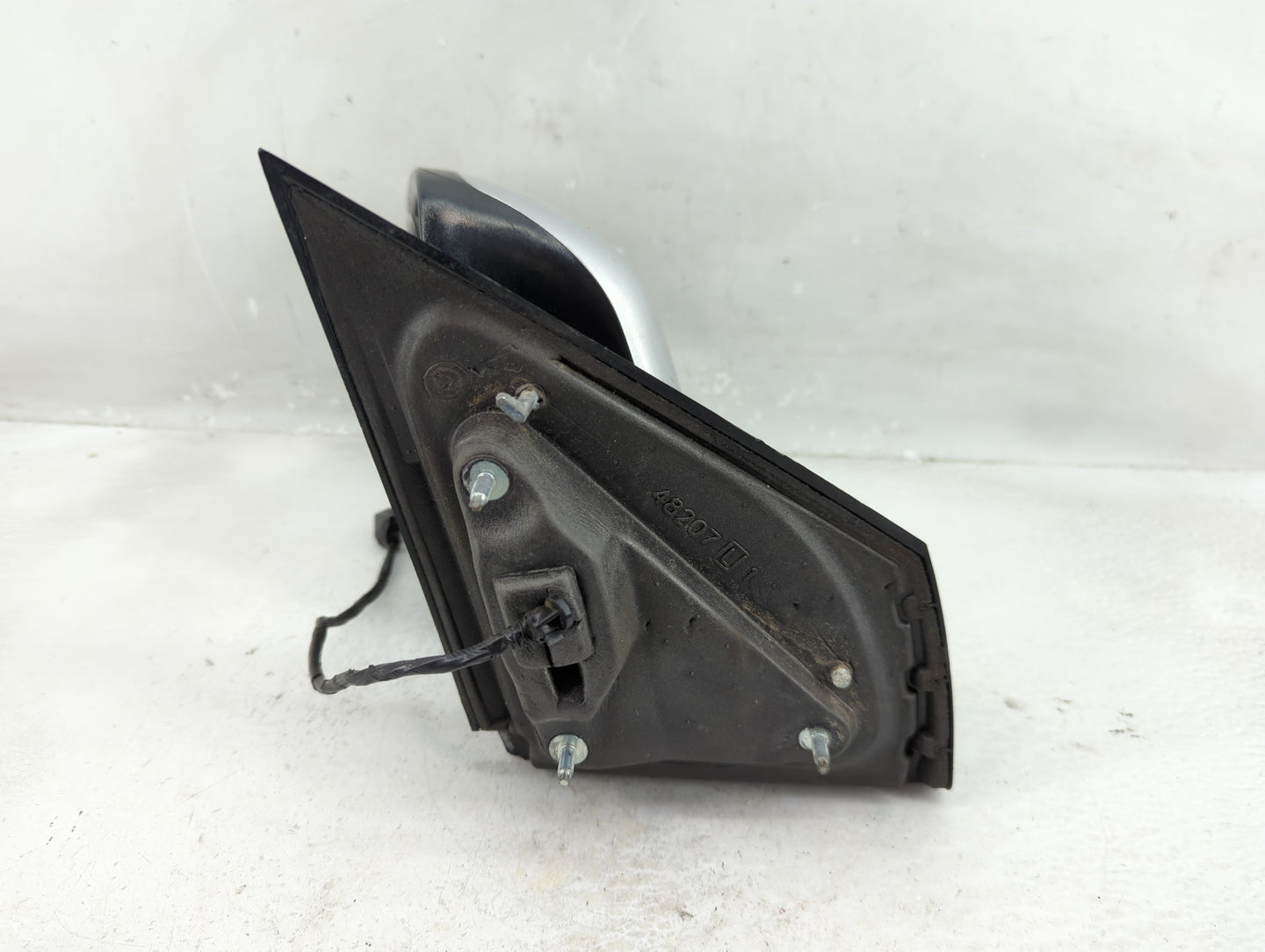 2012 Dodge Journey Driver Side View Mirror - Left Door Mirror OEM Used - Oemusedautoparts1.com