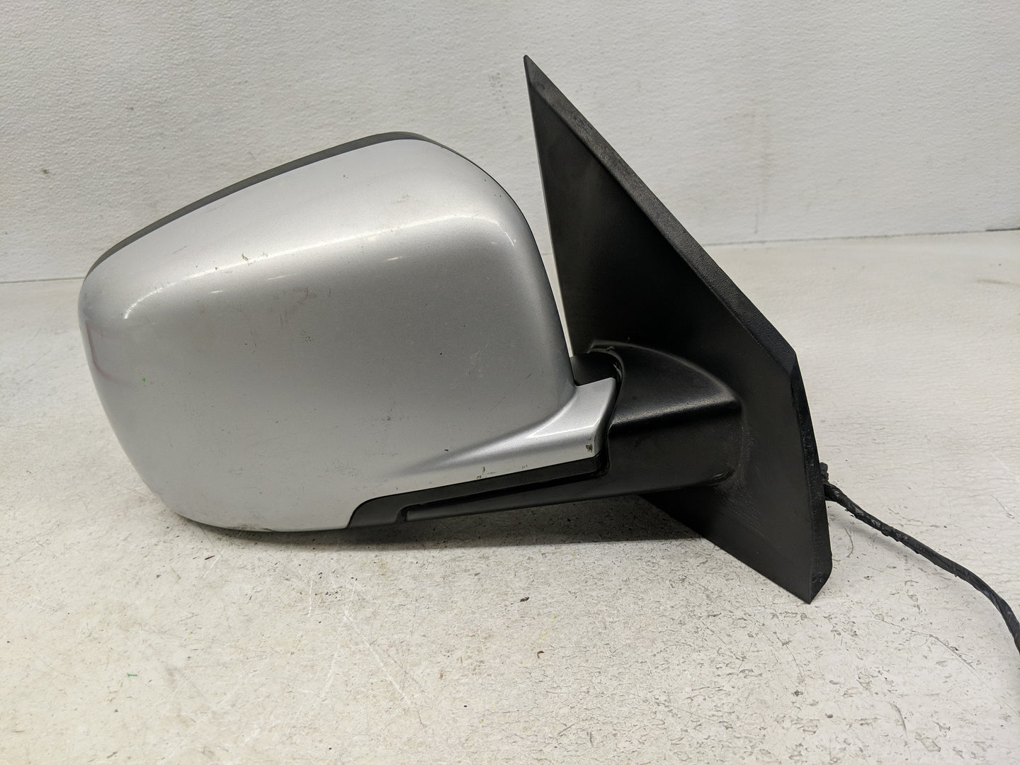 2012 Dodge Journey Passenger Side View Mirror - Right Door Mirror OEM Used - Oemusedautoparts1.com