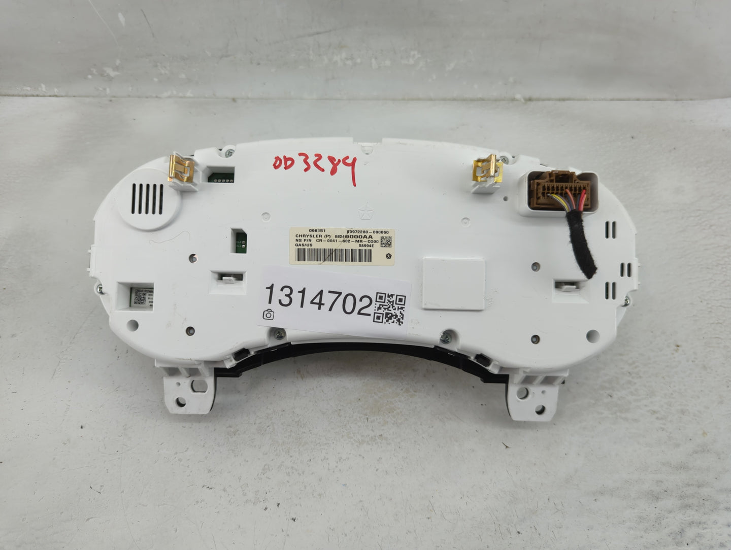 2012 Dodge Journey Instrument Cluster Speedometer Gauges P/N:68249000AA Fits OEM Used Auto Parts - Oemusedautoparts1.com