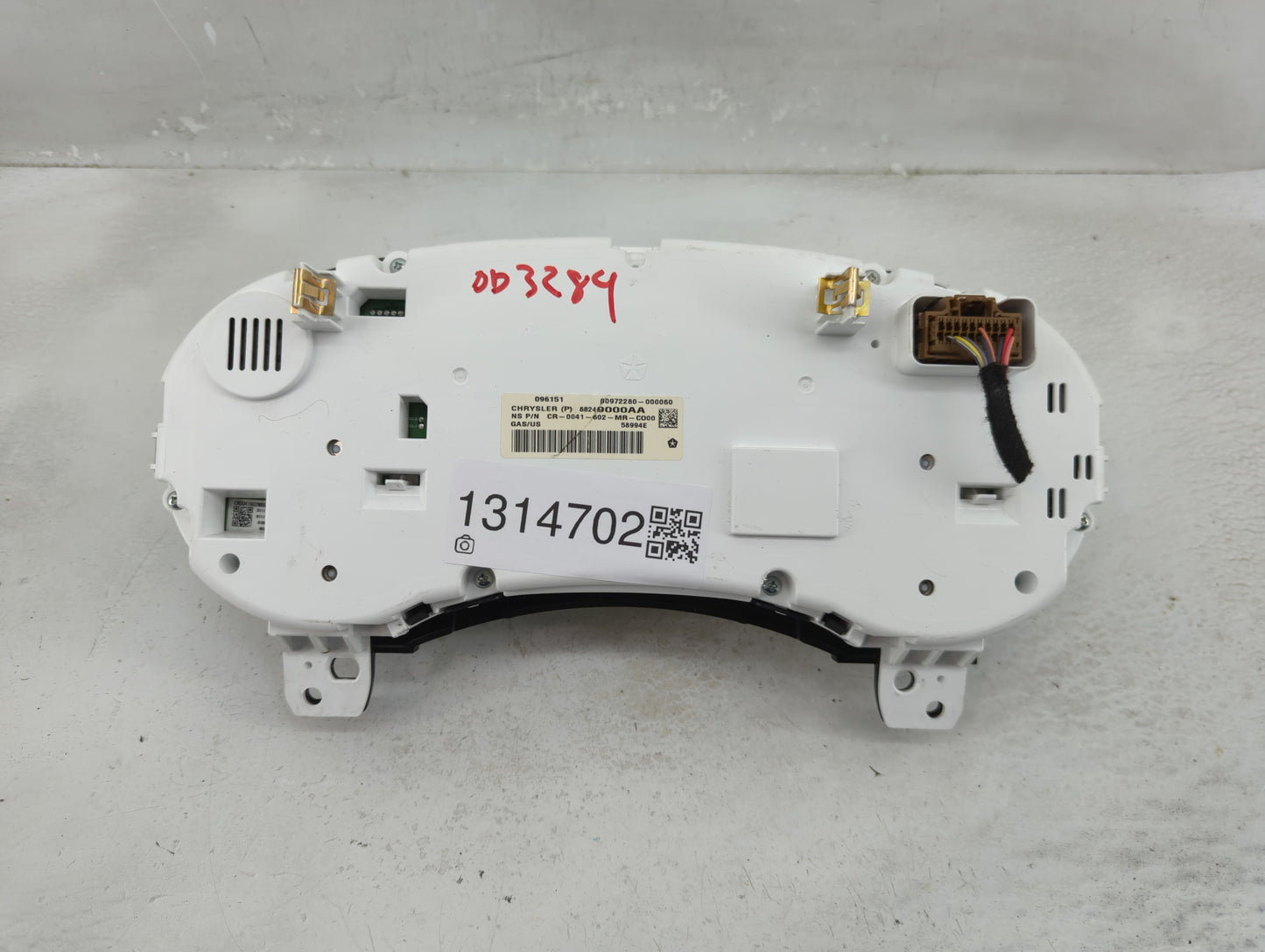 2012 Dodge Journey Instrument Cluster Speedometer Gauges P/N:68249000AA Fits OEM Used Auto Parts - Oemusedautoparts1.com