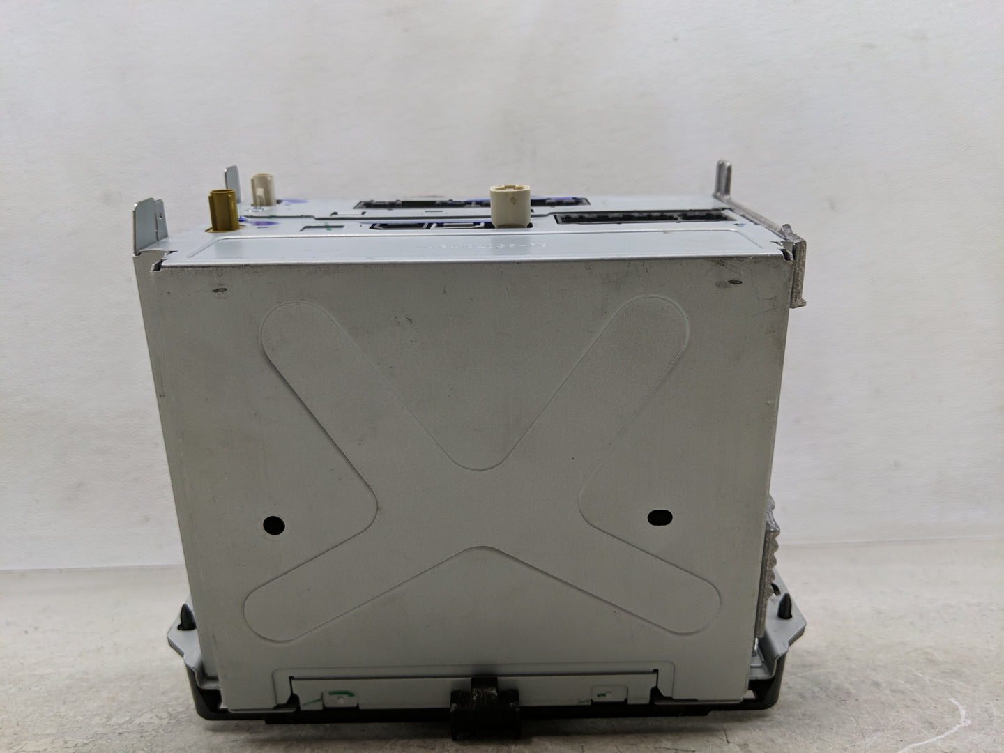 2011-2012 Dodge Journey Radio AM FM Cd Player Receiver Replacement P/N:05091038AI Fits Fits 2011 2012 OEM Used Auto Parts - 