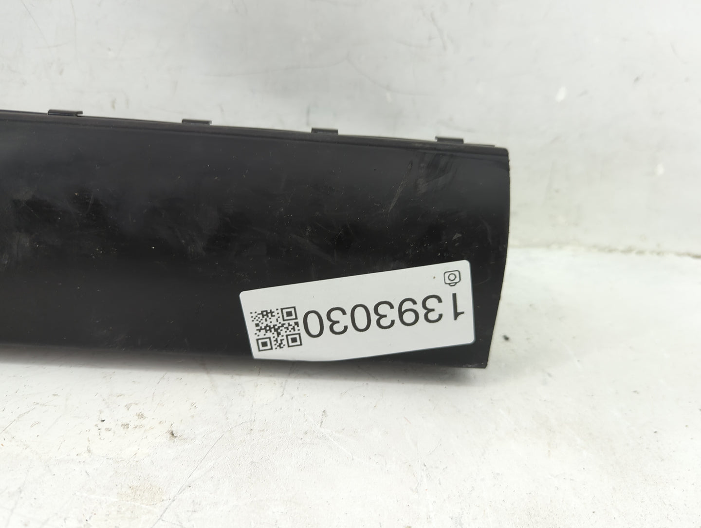 2012 Dodge Journey Air Bag Driver Left Knee OEM P/N:P68082494AD Fits OEM Used Auto Parts - Oemusedautoparts1.com