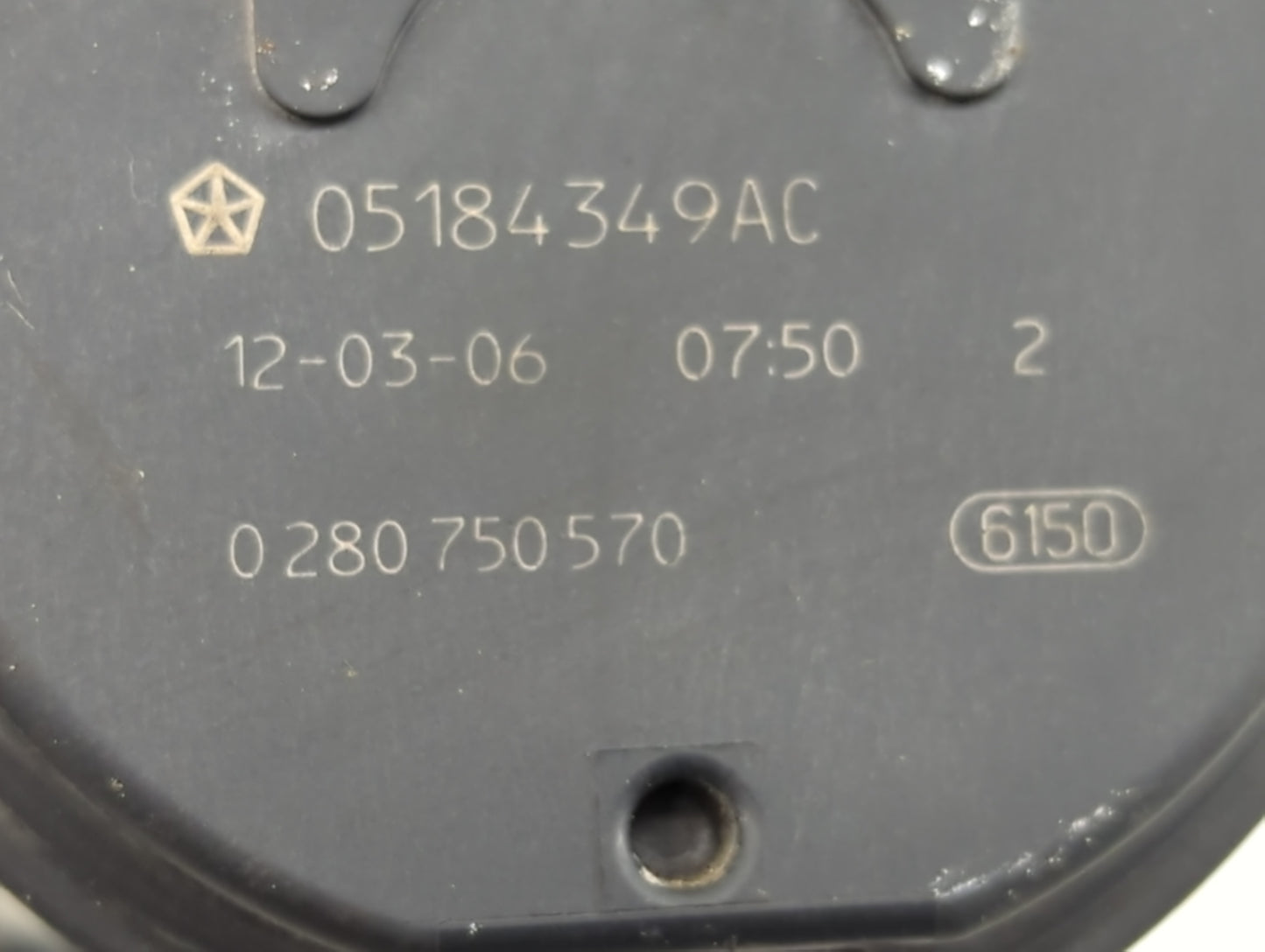2011-2019 Dodge Journey Throttle Body P/N:0 280 750 570 05184349AC Fits OEM Used Auto Parts - Oemusedautoparts1.com