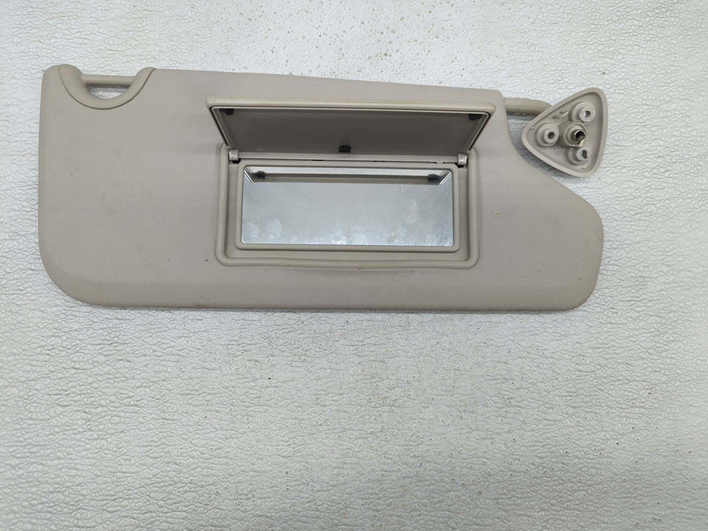 2012 Dodge Journey Sun Visor Shade Replacement Passenger Right Mirror Fits OEM Used Auto Parts - Oemusedautoparts1.com