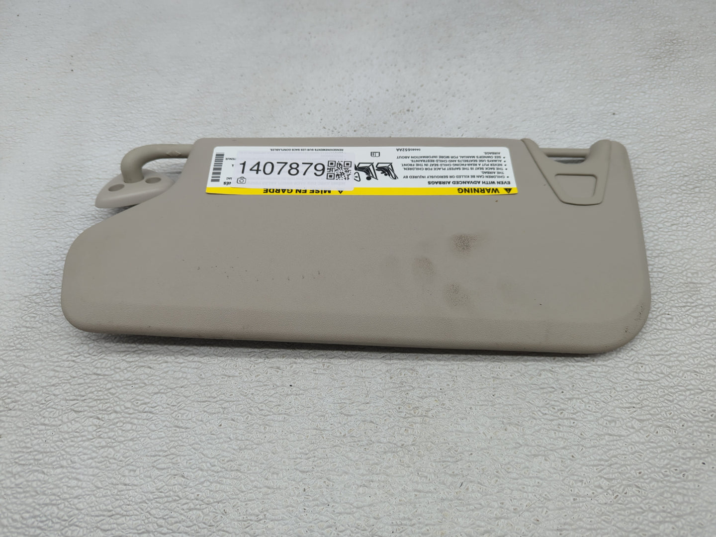 2012 Dodge Journey Sun Visor Shade Replacement Passenger Right Mirror Fits OEM Used Auto Parts - Oemusedautoparts1.com