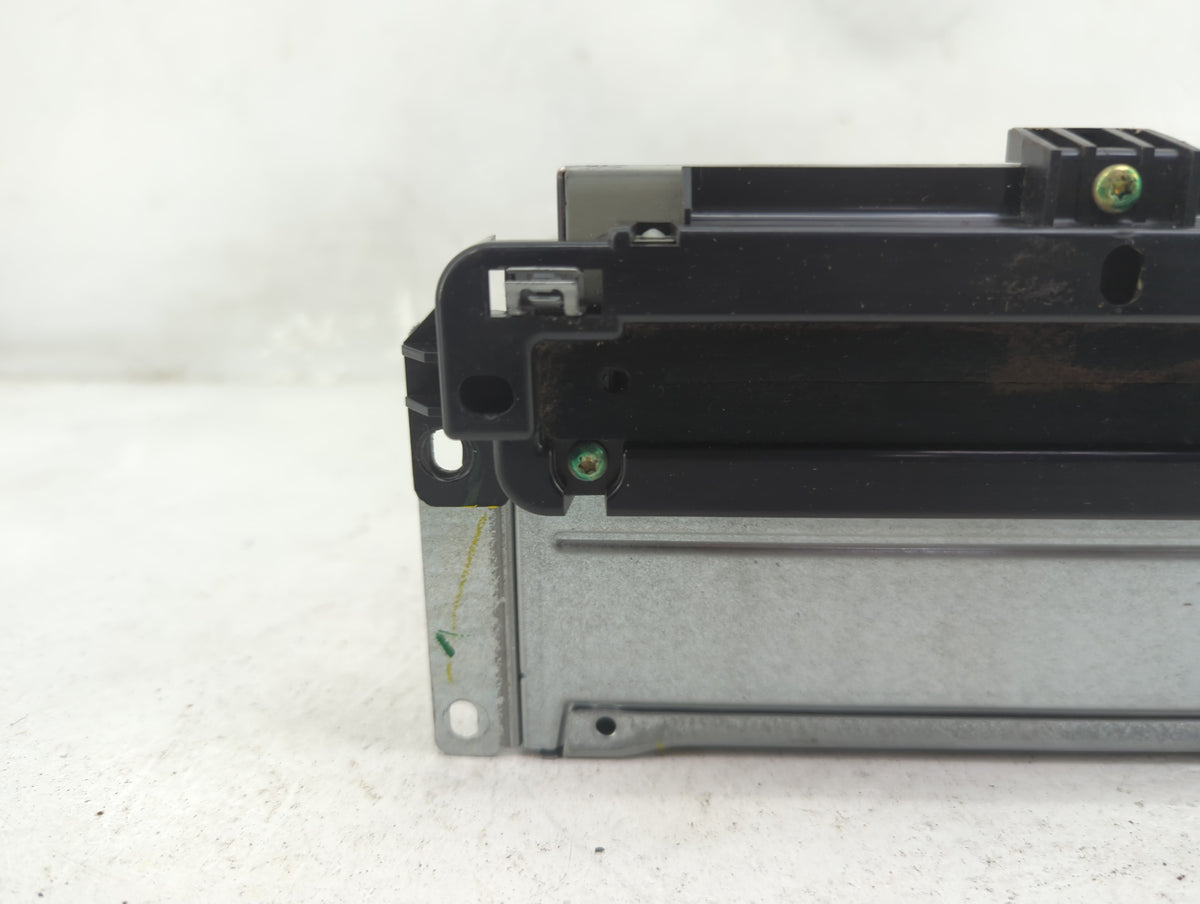 2011-2012 Dodge Journey Radio AM FM Cd Player Receiver Replacement P/N:P05091102AI Fits Fits 2011 2012 OEM Used Auto Parts -