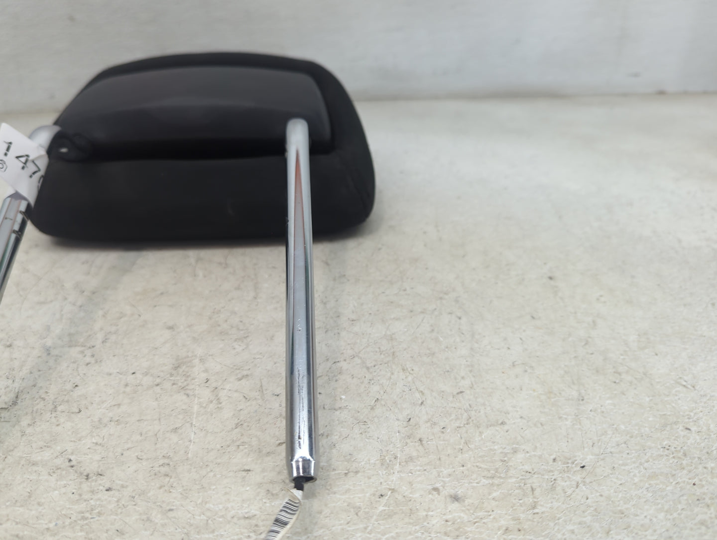 2011-2017 Dodge Journey Headrest Head Rest Front Driver Passenger Seat Fits Fits 2011 2012 2013 2014 2015 2016 2017 OEM Used