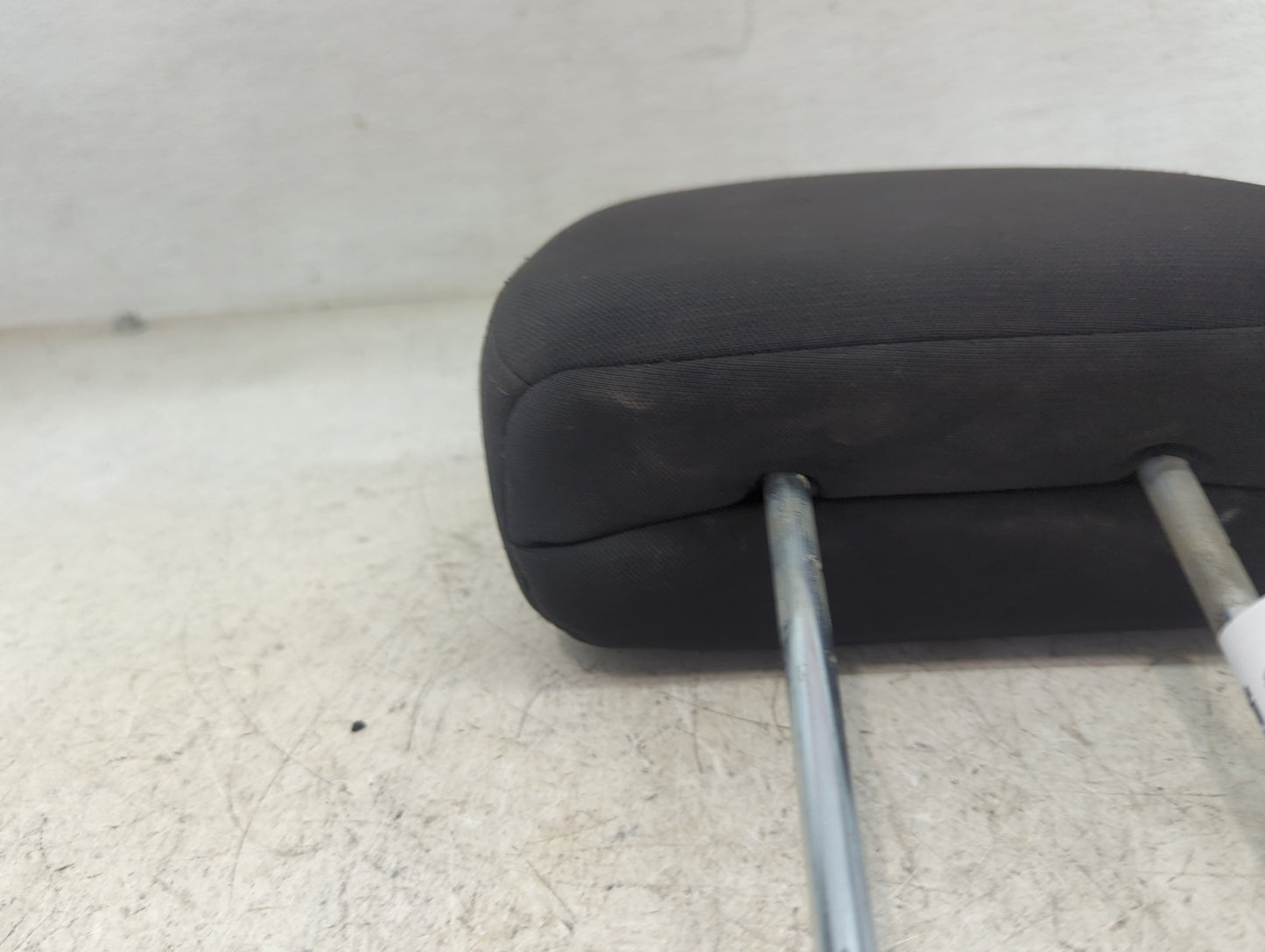 2011-2017 Dodge Journey Headrest Head Rest Front Driver Passenger Seat Fits Fits 2011 2012 2013 2014 2015 2016 2017 OEM Used