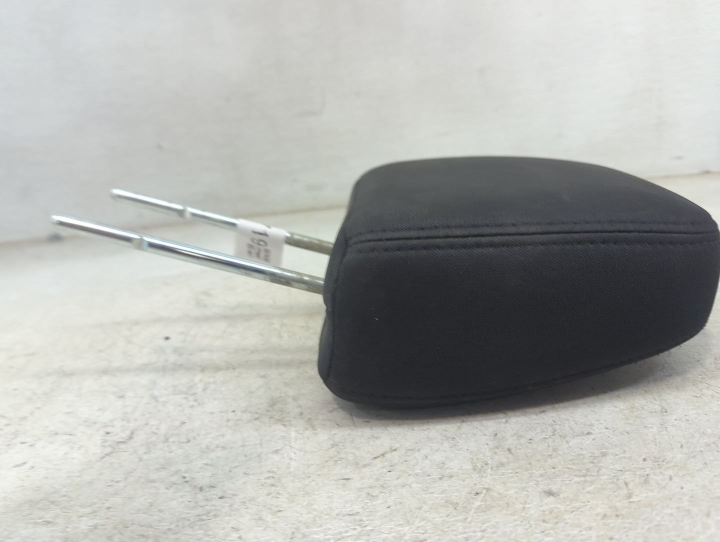 2011-2017 Dodge Journey Headrest Head Rest Front Driver Passenger Seat Fits Fits 2011 2012 2013 2014 2015 2016 2017 OEM Used