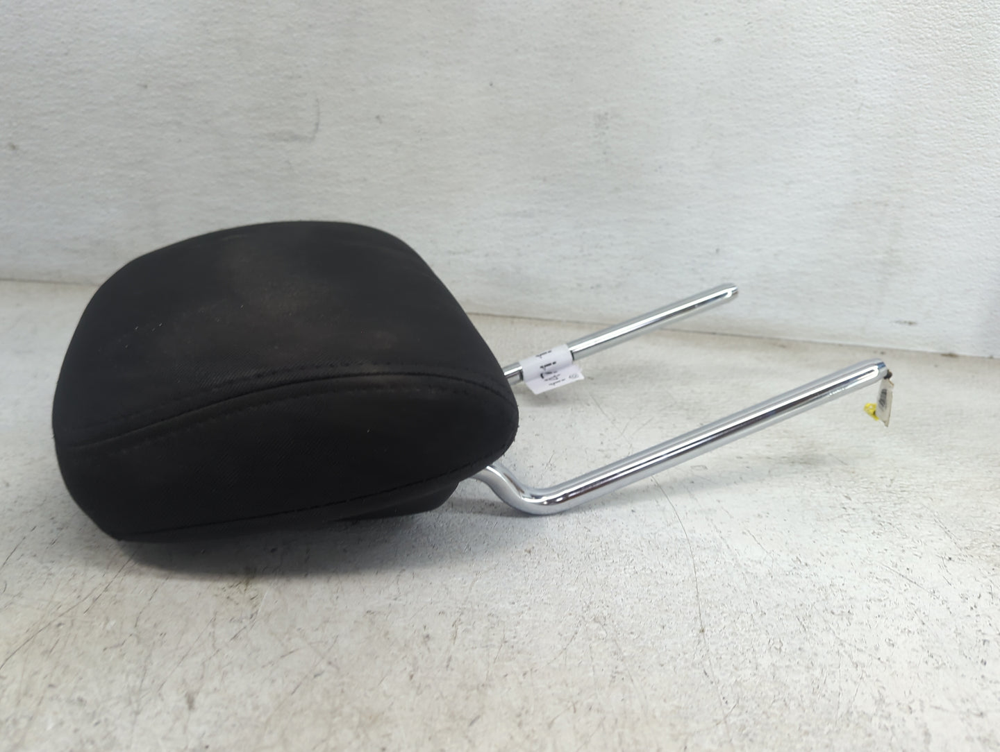 2012 Dodge Journey Headrest Head Rest Front Driver Seat Black 1471154 - Oemusedautoparts1.com
