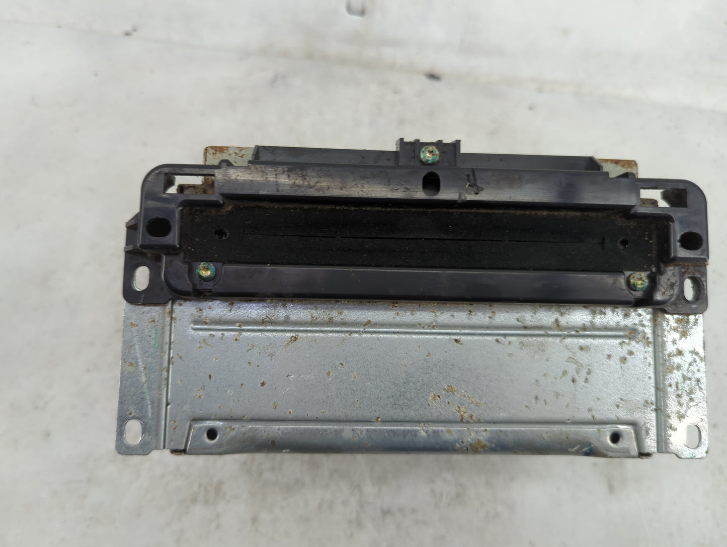 2011-2012 Dodge Journey Radio AM FM Cd Player Receiver Replacement P/N:P05091101AI 05091101AI Fits Fits 2011 2012 OEM Used A