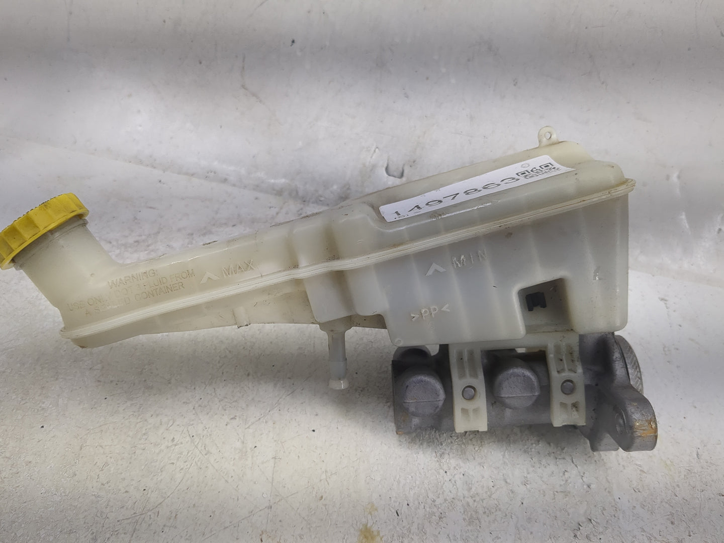 2012 Dodge Journey Brake Master Cylinder - Oemusedautoparts1.com