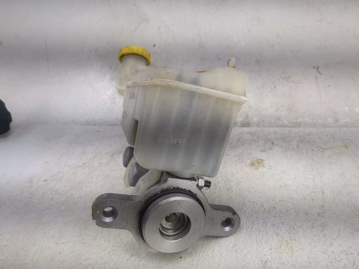 2012 Dodge Journey Brake Master Cylinder - Oemusedautoparts1.com