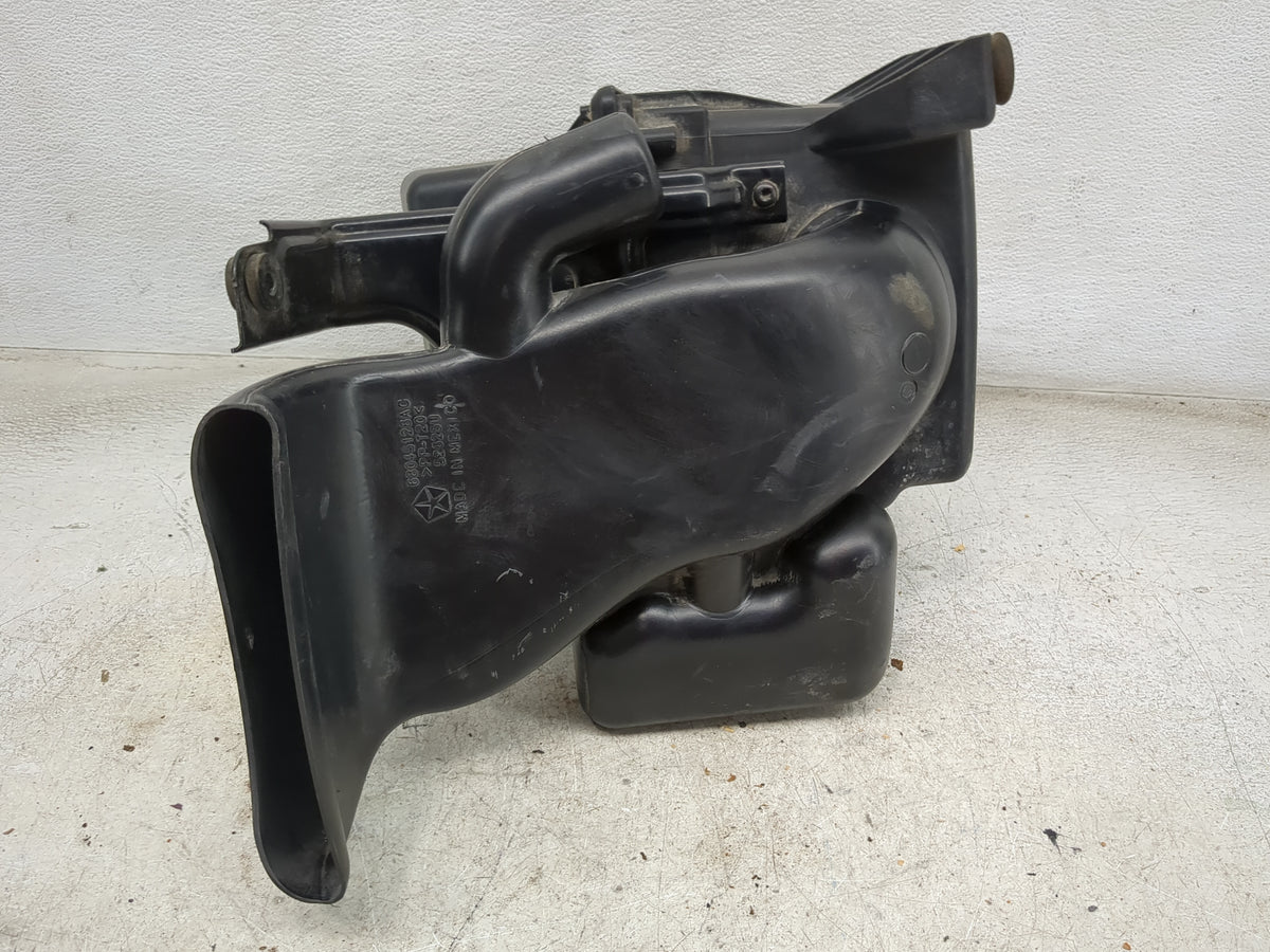 2011-2013 Dodge Journey Air Cleaner Intake-duct Hose Tube 1499628 - Oemusedautoparts1.com