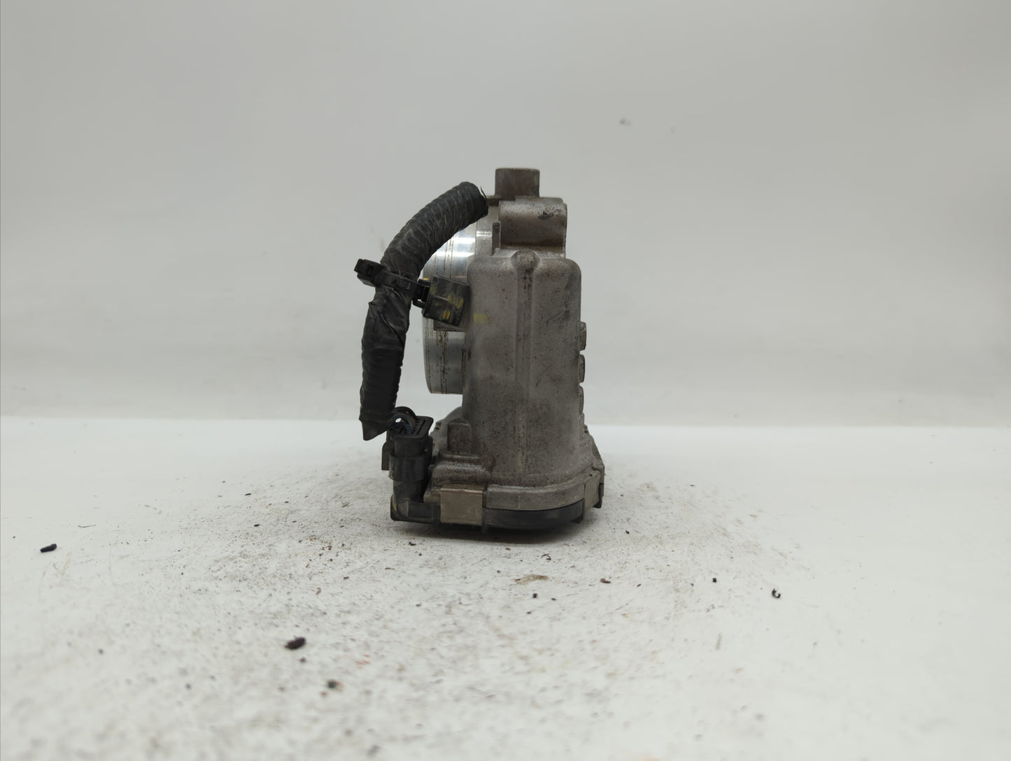 2011-2017 Dodge Journey Throttle Body P/N:05184349AC 05184349AF, 05184349AD Fits Fits 2011 2012 2013 2014 2015 2016 2017 201