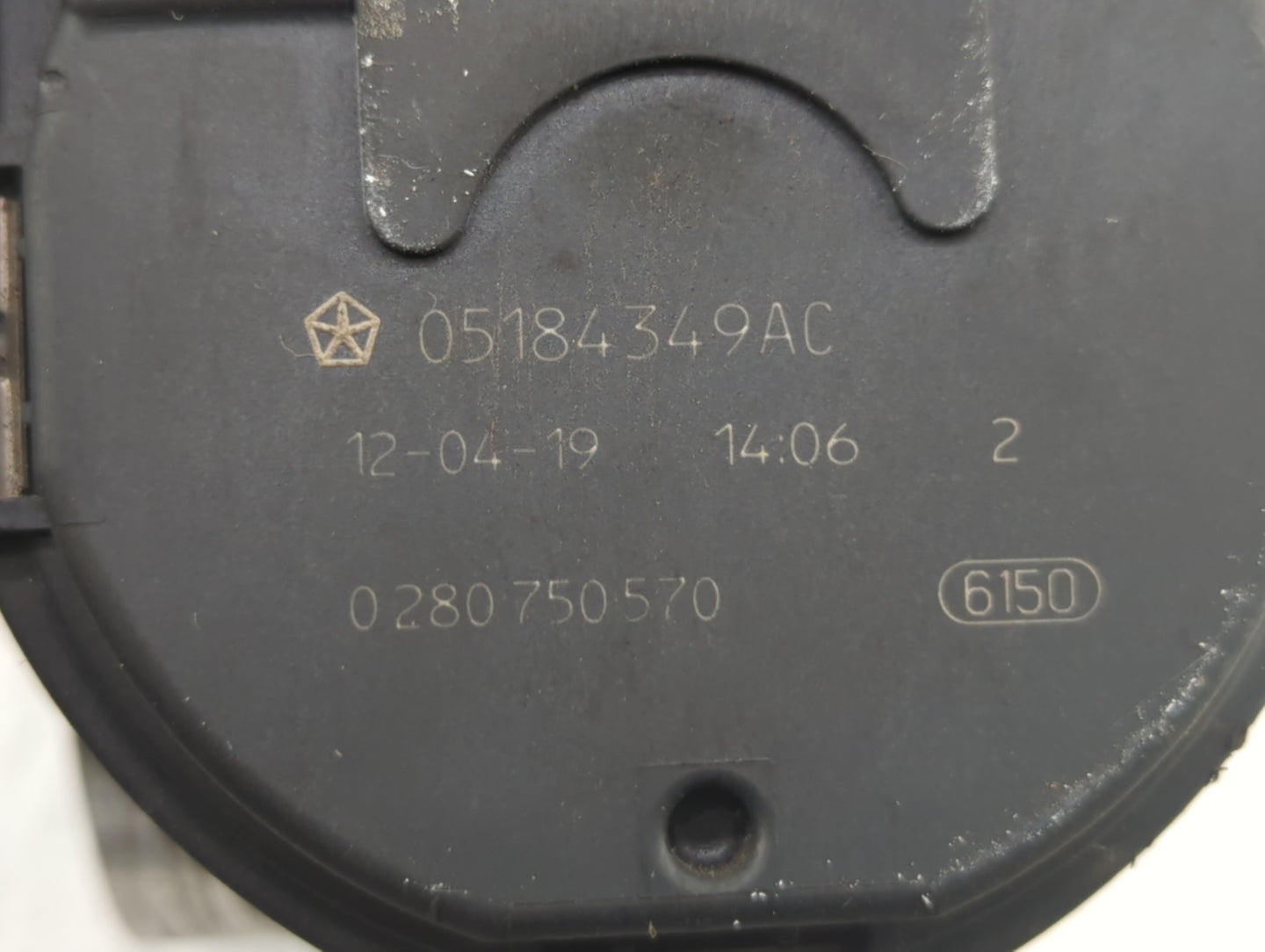 2011-2017 Dodge Journey Throttle Body P/N:05184349AE 05184349AD, 05184349AC Fits Fits 2011 2012 2013 2014 2015 2016 2017 201