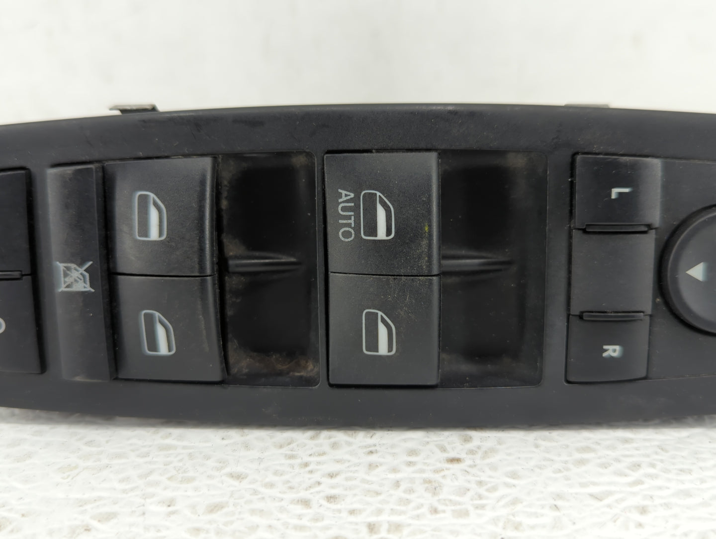 2012 Dodge Journey Climate Control Module Temperature AC/Heater Replacement P/N:68084001AD 16214484 Fits OEM Used Auto Parts