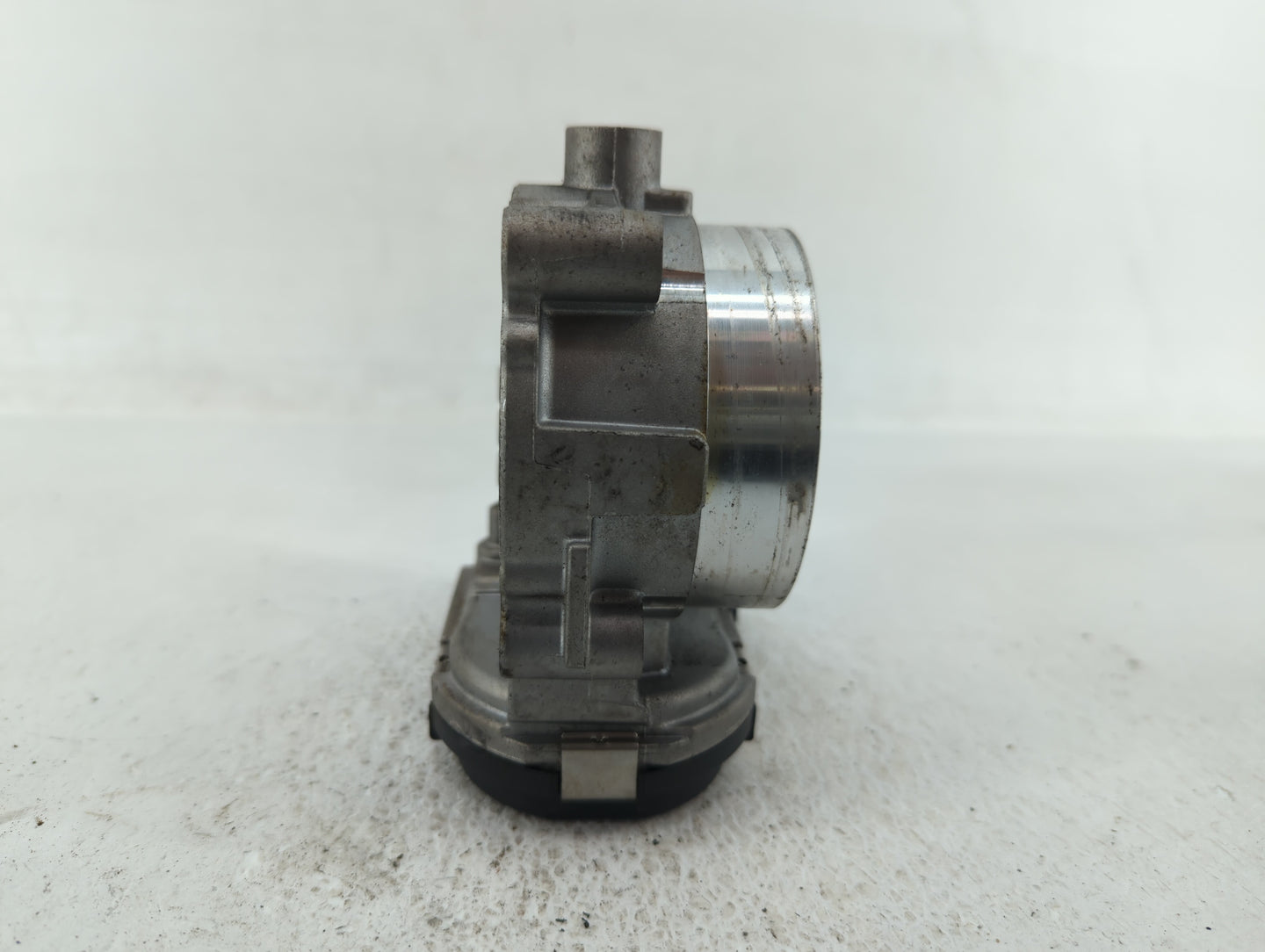2011-2019 Dodge Journey Throttle Body P/N:05184349AF 05184349AE Fits OEM Used Auto Parts - Oemusedautoparts1.com