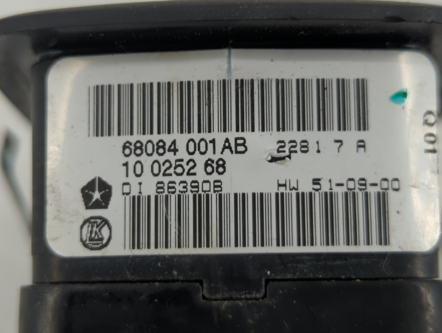 2012 Dodge Journey Master Power Window Switch Replacement Driver Side Left P/N:68084001AB 68307001AA, 68084001AD, 68084001AC