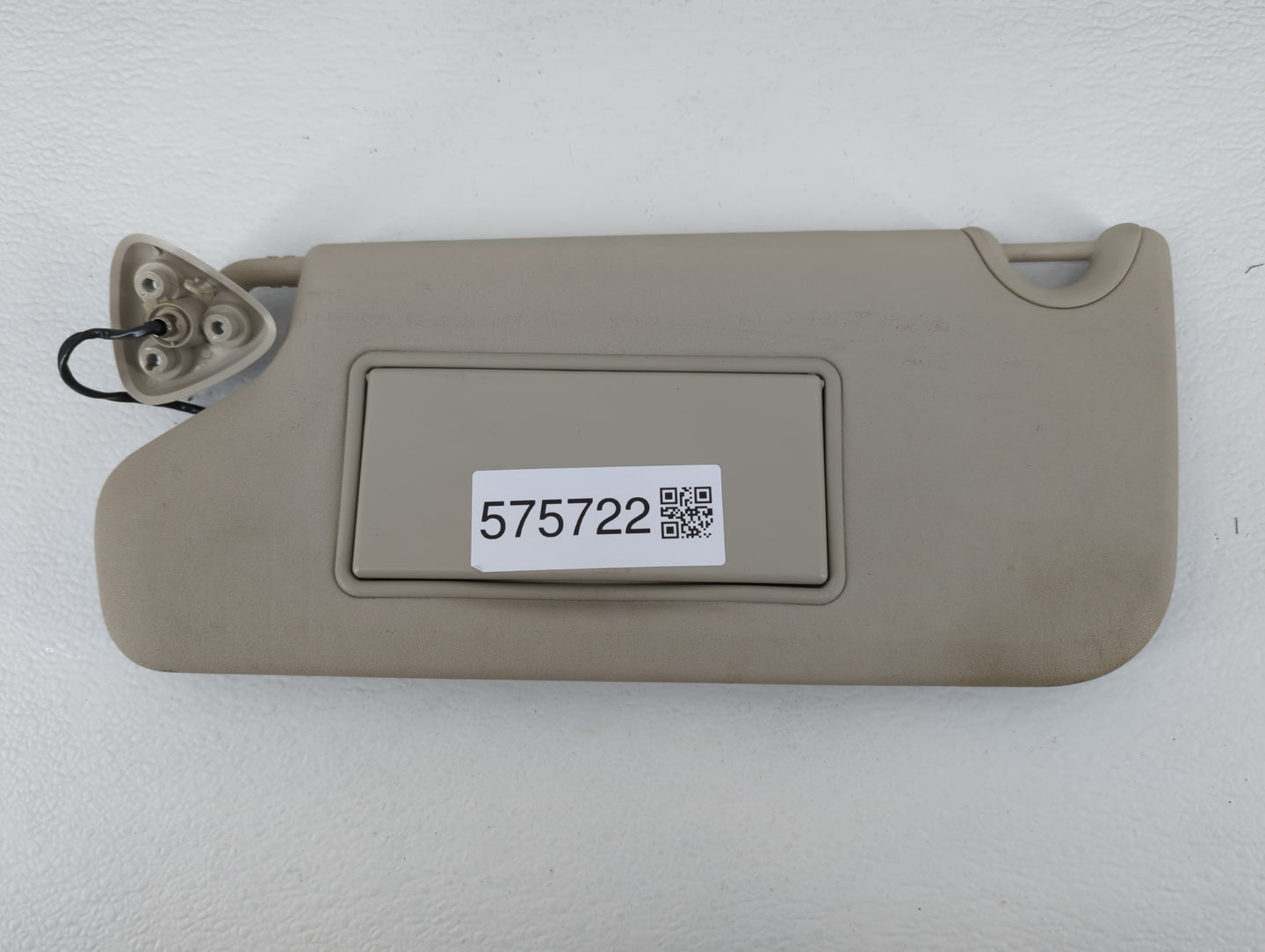 2011-2020 Dodge Journey Sun Visor Shade Replacement Passenger Right Mirror Fits OEM Used Auto Parts - Oemusedautoparts1.com