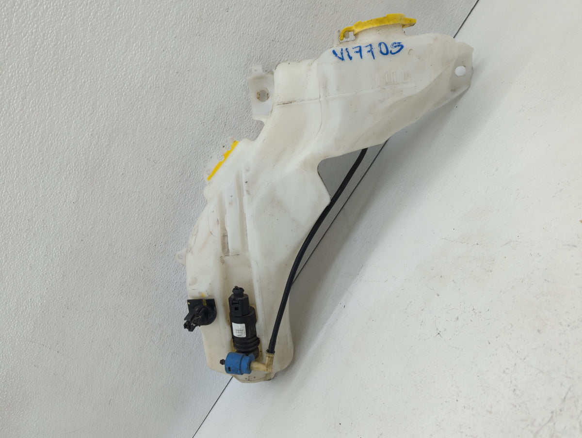 2012 Dodge Journey Windshield Washer Fluid Reservoir Bottle 591453 - Oemusedautoparts1.com