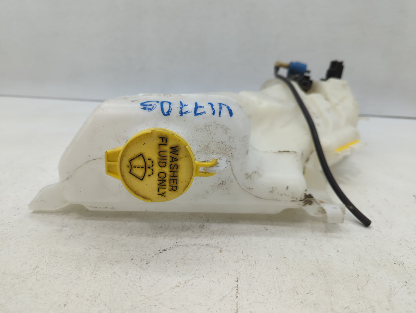 2012 Dodge Journey Windshield Washer Fluid Reservoir Bottle Oem - Oemusedautoparts1.com
