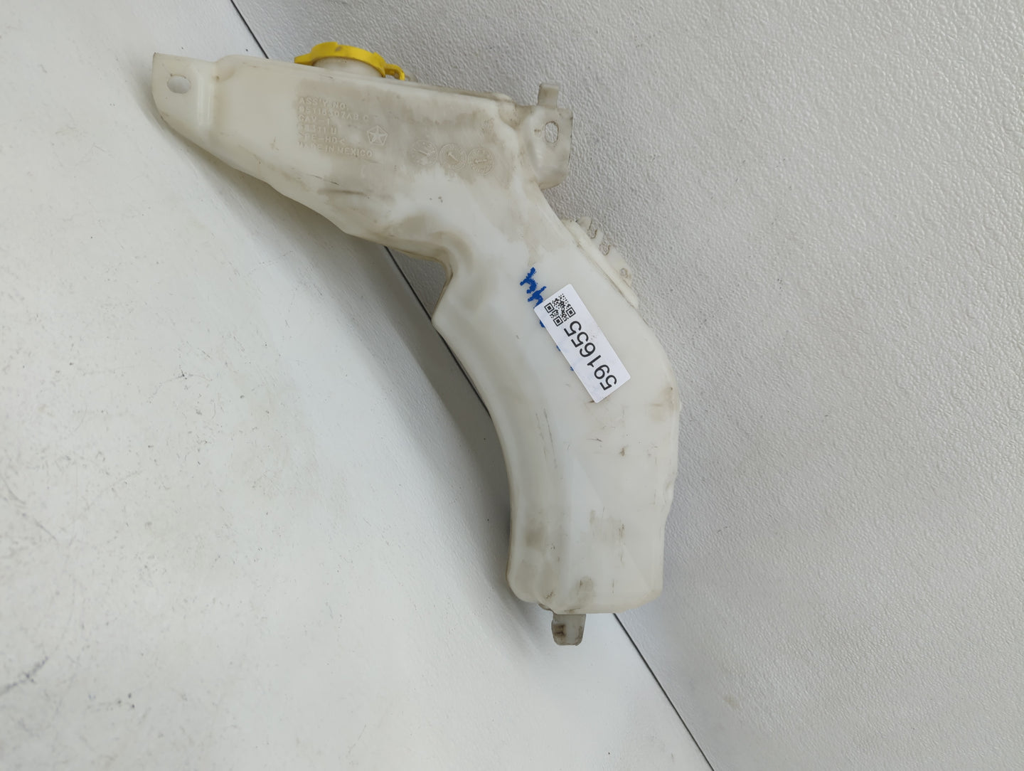 2012 Dodge Journey Windshield Washer Fluid Reservoir Bottle Oem - Oemusedautoparts1.com