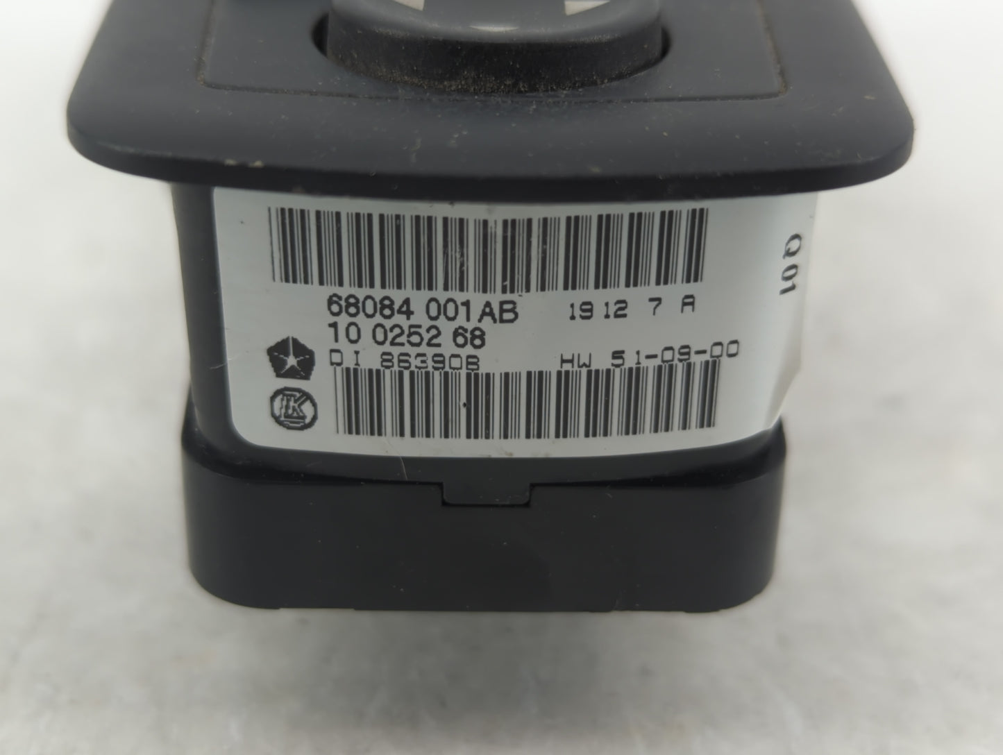 2012 Dodge Journey Master Power Window Switch Replacement Driver Side Left P/N:68084001AB Fits OEM Used Auto Parts - Oemused