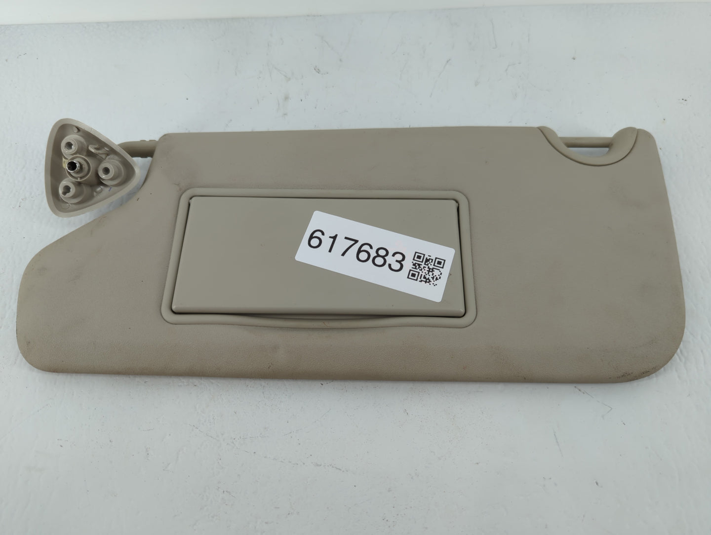 2012 Dodge Journey Sun Visor Shade Replacement Driver Left Mirror Fits OEM Used Auto Parts - Oemusedautoparts1.com