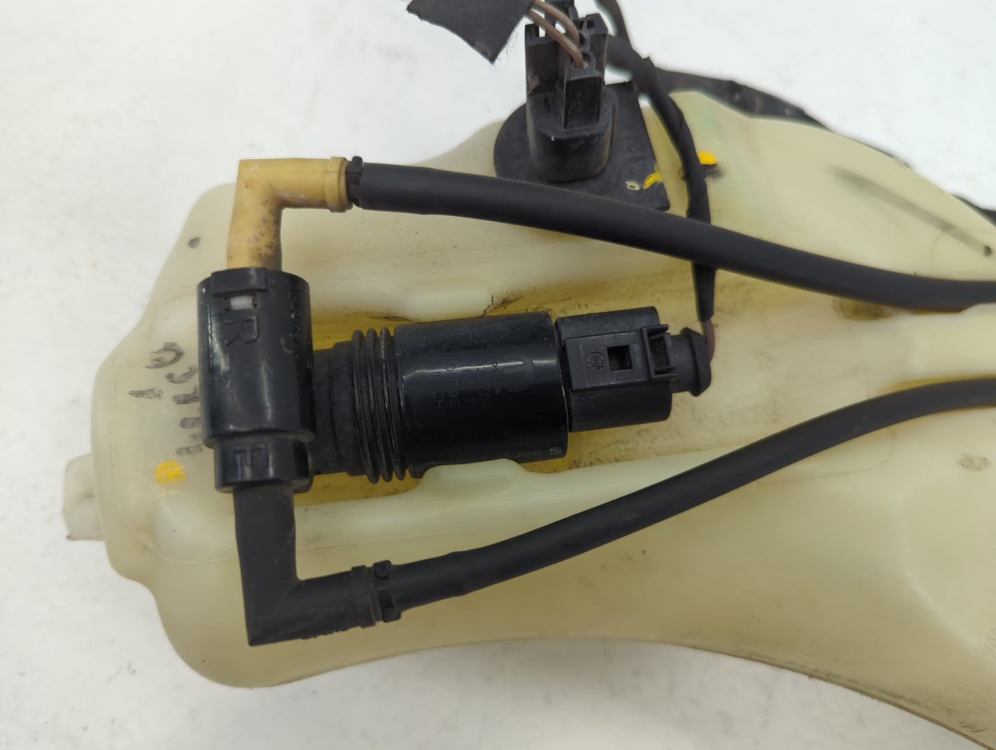 2012 Dodge Journey Windshield Washer Fluid Reservoir Bottle Oem - Oemusedautoparts1.com