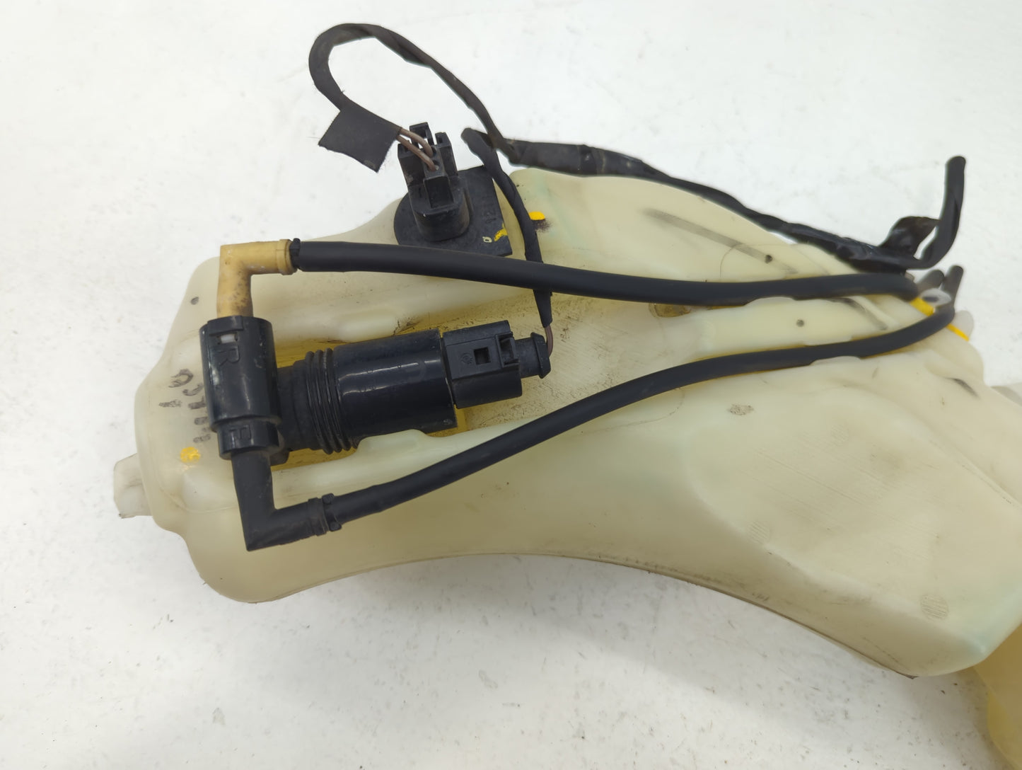 2012 Dodge Journey Windshield Washer Fluid Reservoir Bottle Oem - Oemusedautoparts1.com