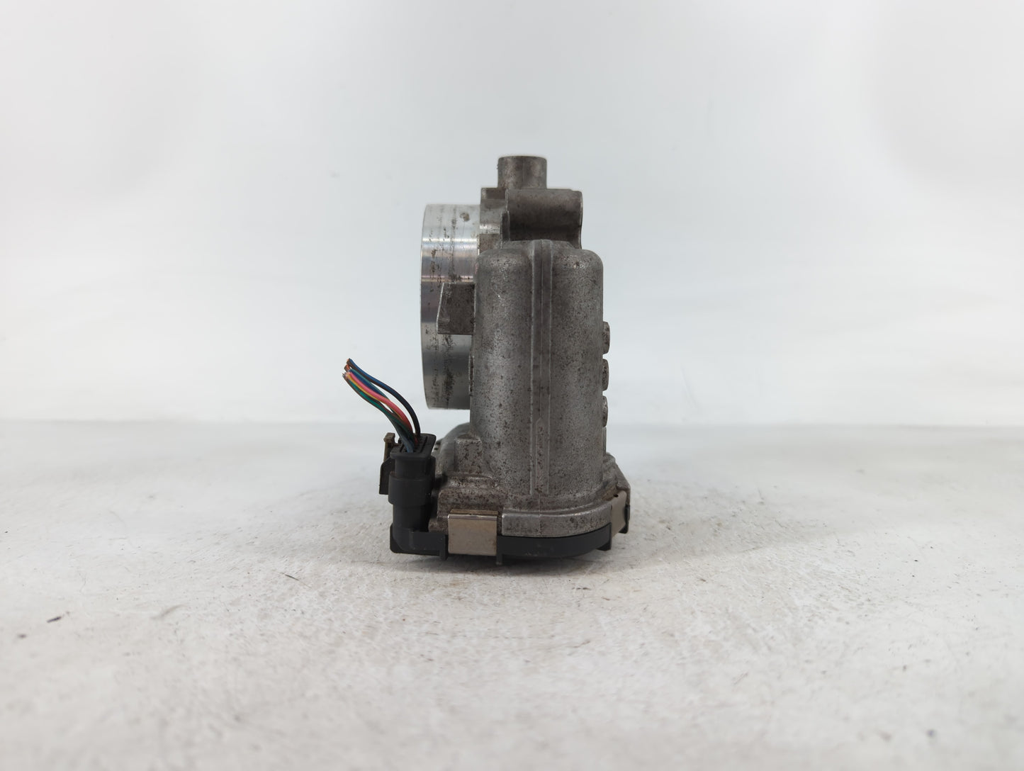 2011-2019 Dodge Journey Throttle Body P/N:50184349AC 0 280 750 570 Fits OEM Used Auto Parts - Oemusedautoparts1.com