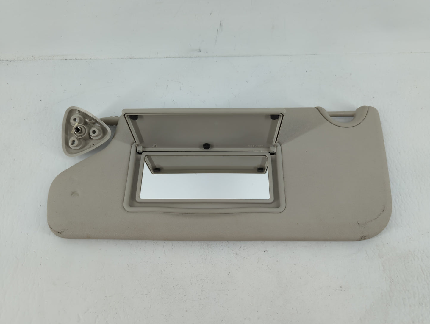 2012 Dodge Journey Sun Visor Shade Replacement Passenger Right Mirror Fits OEM Used Auto Parts - Oemusedautoparts1.com