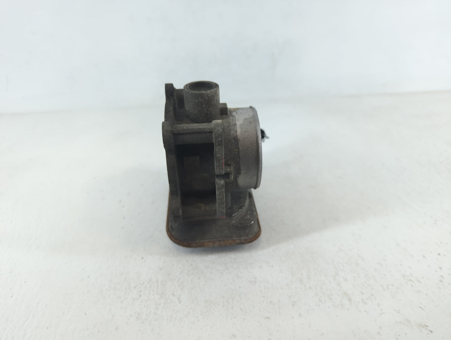 2009-2018 Dodge Journey Throttle Body Fits Fits 2007 2008 2009 2010 2011 2012 2013 2014 2015 2016 2017 2018 OEM Used Auto Pa