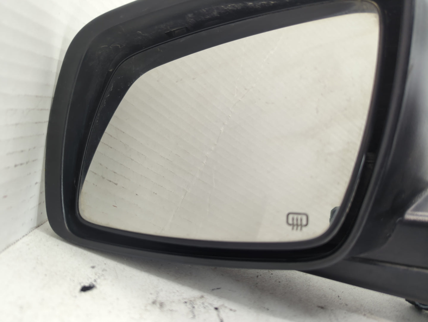 2012 Dodge Journey Driver Side View Mirror - Left Door Mirror OEM Used - Oemusedautoparts1.com