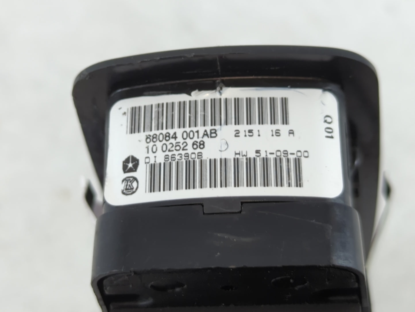 2012 Dodge Journey Master Power Window Switch Replacement Driver Side Left P/N:68084 001AD Fits OEM Used Auto Parts - Oemuse