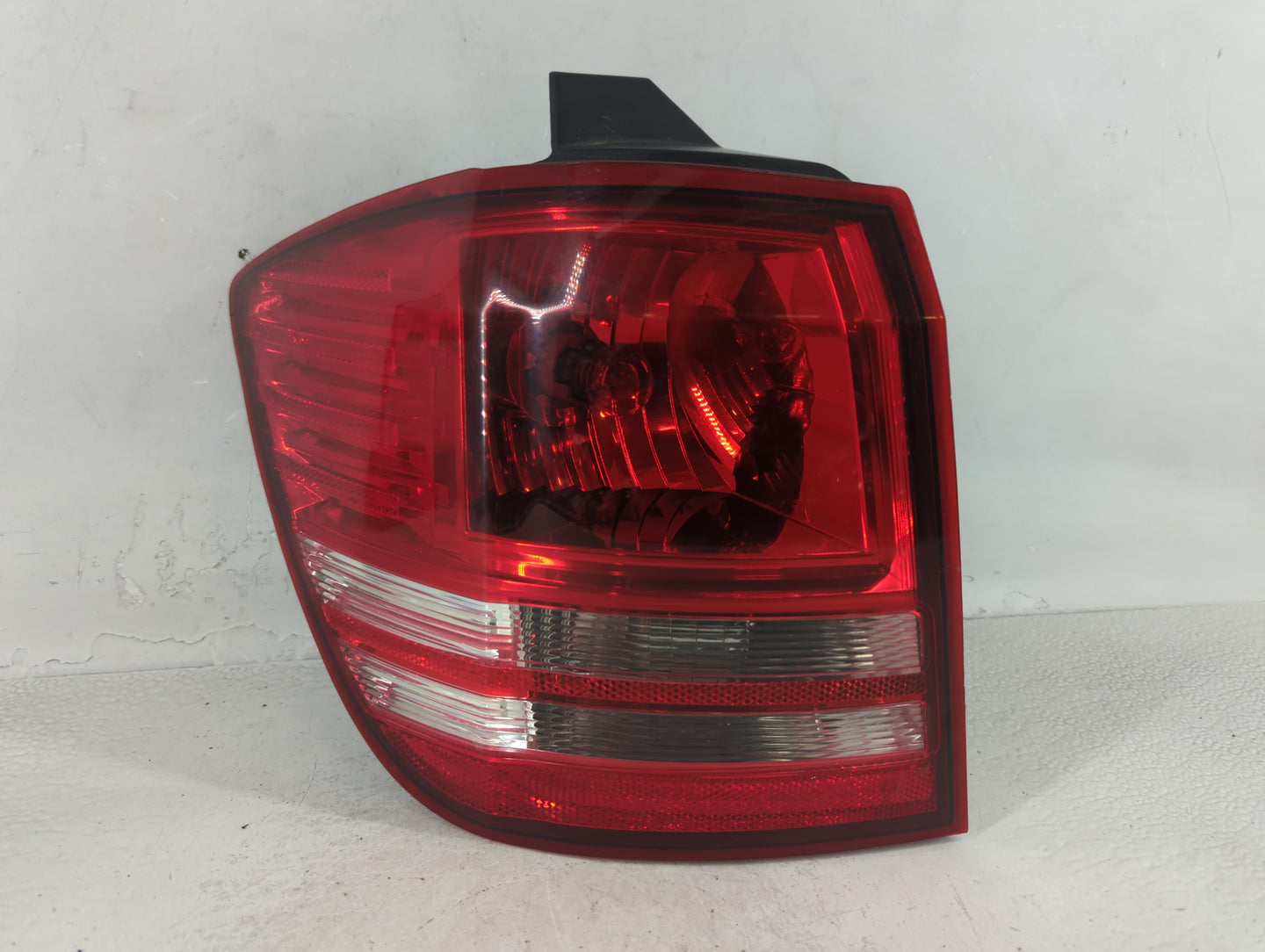 2012 Dodge Journey Tail Light Assembly Driver Left OEM P/N:05116291AG BL05DA5666, VP8LDX, 13B505 Fits OEM Used Auto Parts - 