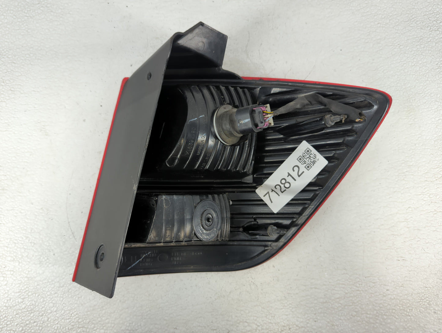 2012 Dodge Journey Tail Light Assembly Driver Left OEM P/N:05116291AG BL05DA5666, VP8LDX, 13B505 Fits OEM Used Auto Parts - 