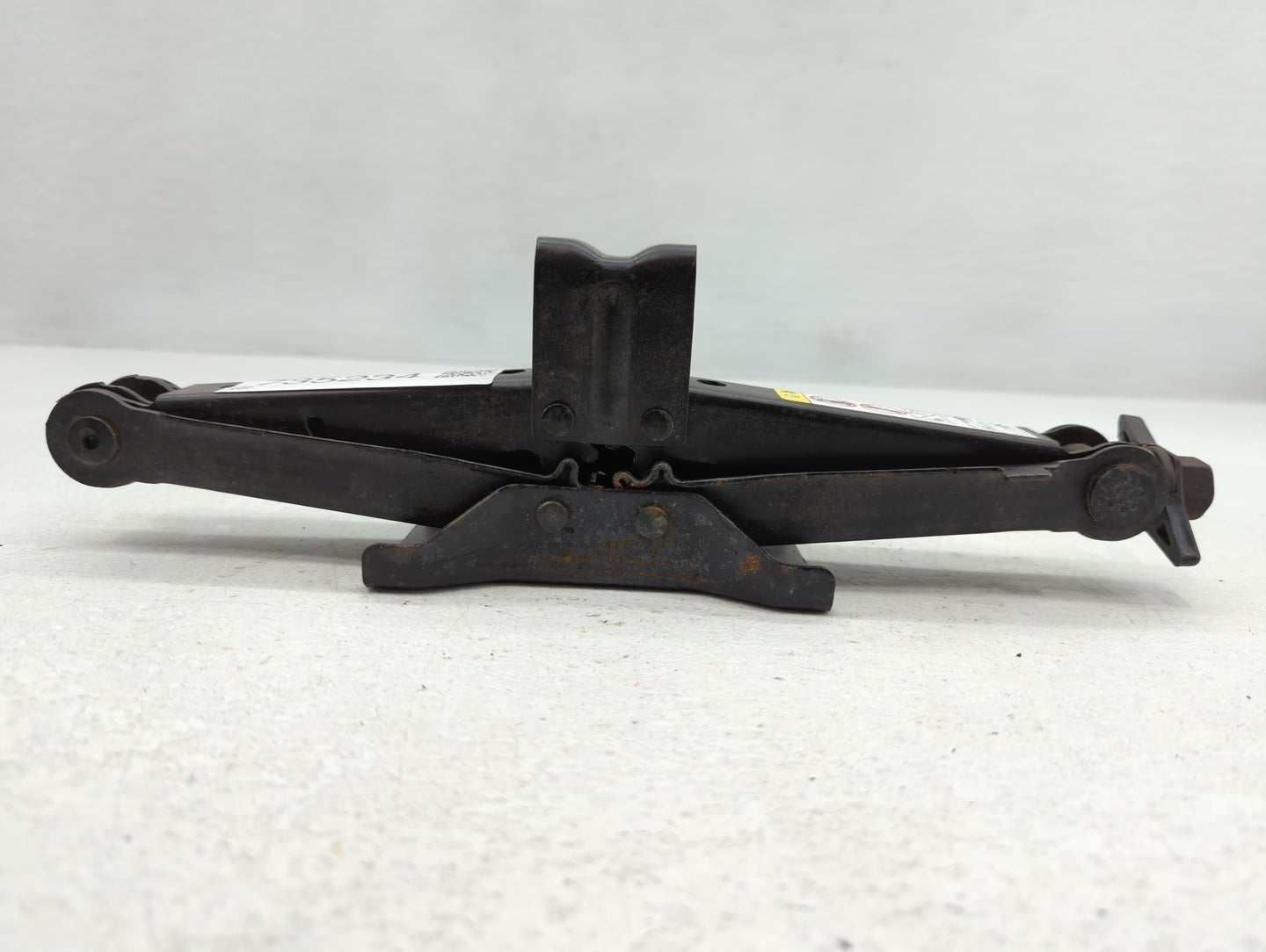 2012 Dodge Journey Spare Scissor Car Jack - Oemusedautoparts1.com