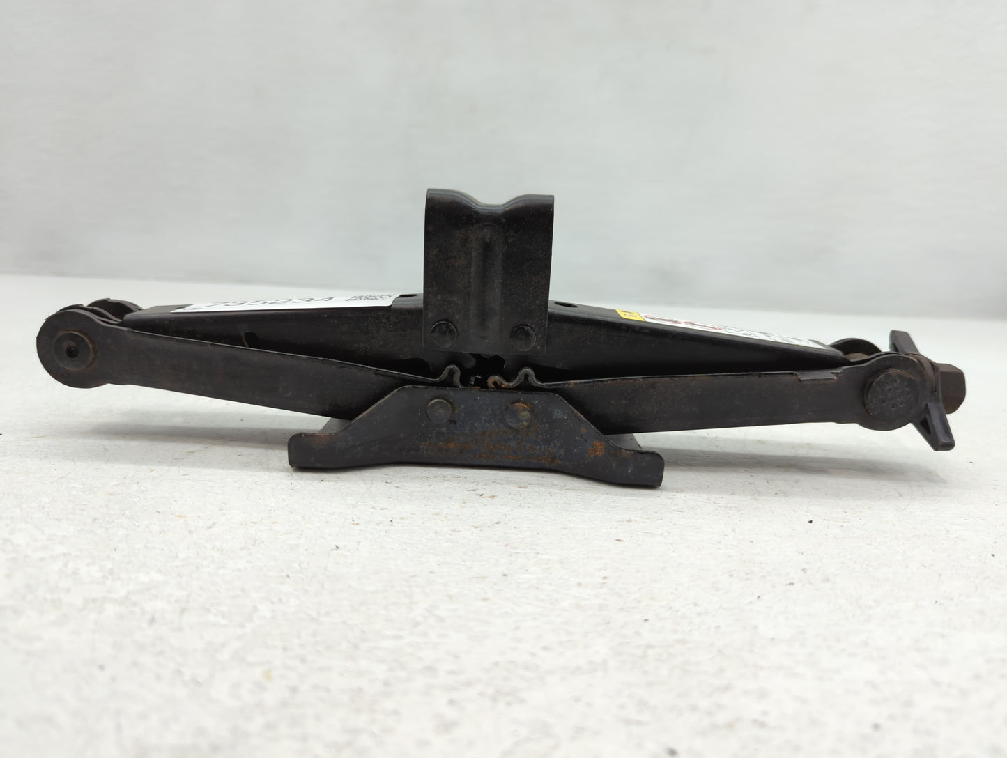 2012 Dodge Journey Spare Scissor Car Jack - Oemusedautoparts1.com