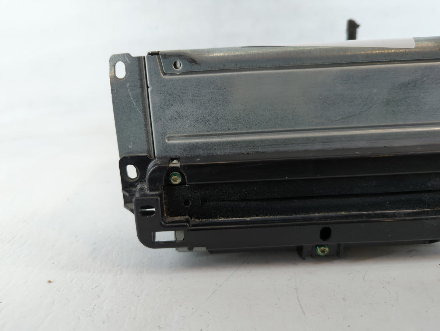 2011-2012 Dodge Journey Radio AM FM Cd Player Receiver Replacement P/N:P05091101AI Fits Fits 2011 2012 OEM Used Auto Parts -