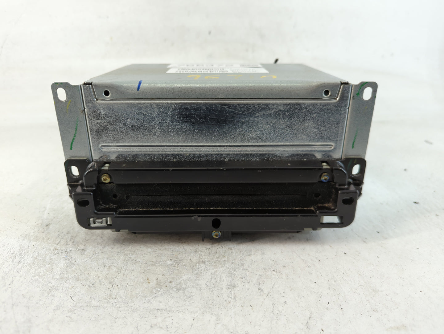 2011-2012 Dodge Journey Radio AM FM Cd Player Receiver Replacement P/N:P05091101AI Fits Fits 2011 2012 OEM Used Auto Parts -