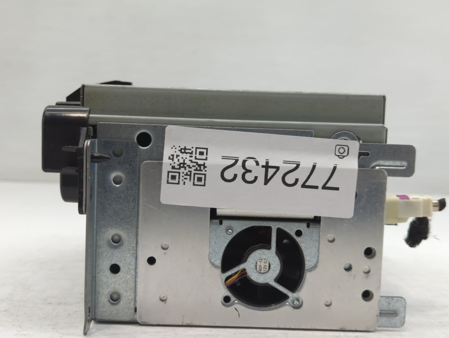 2011-2012 Dodge Journey Radio AM FM Cd Player Receiver Replacement P/N:P05091101AG Fits Fits 2011 2012 OEM Used Auto Parts -