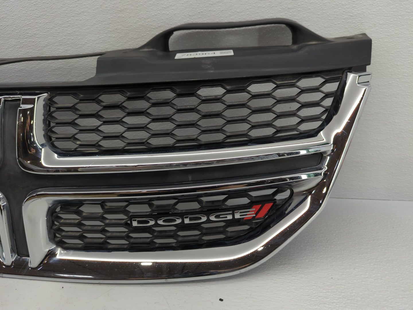 2012 Dodge Journey Front Grille Bumper Not Included - Oemusedautoparts1.com