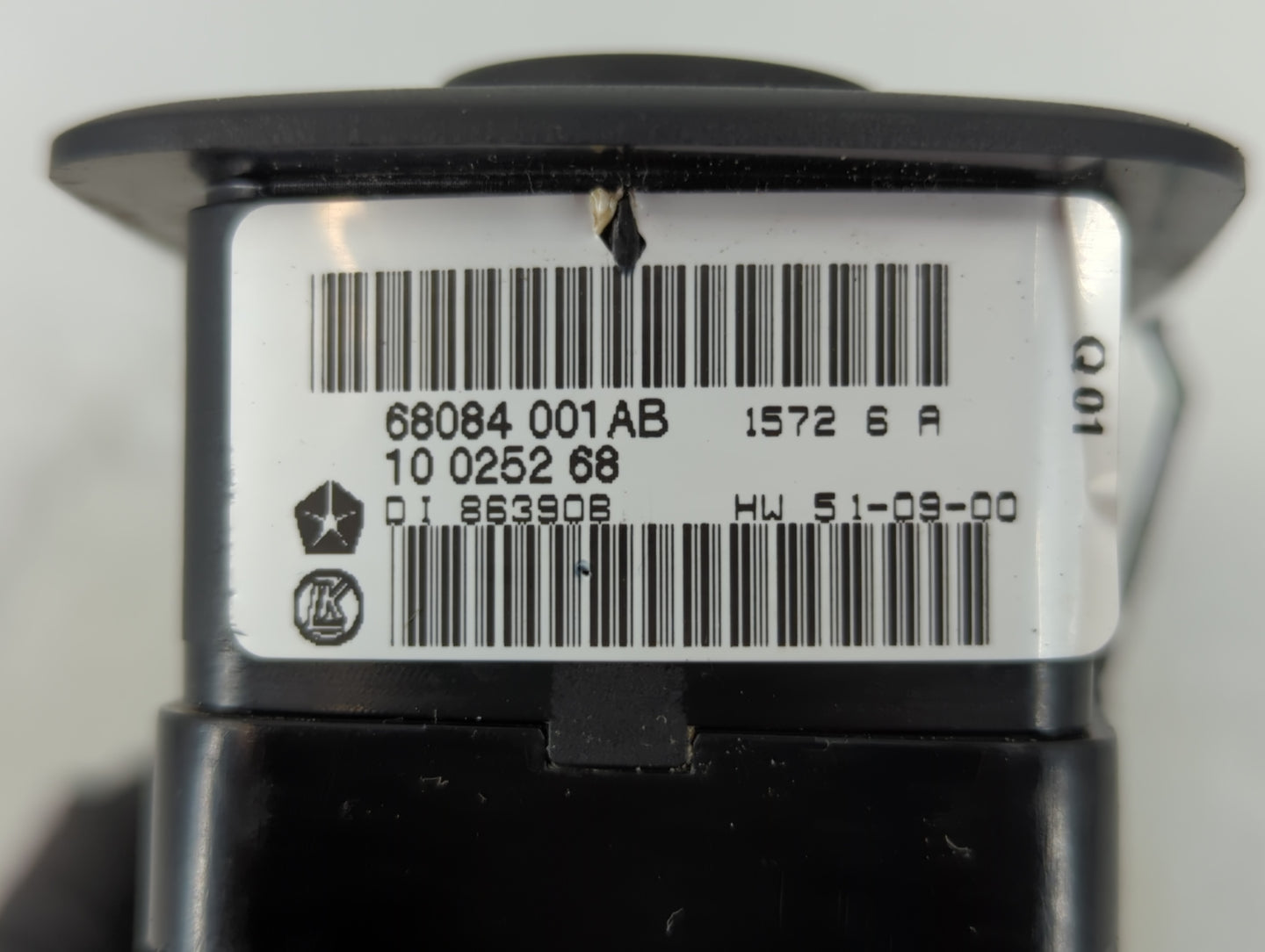 2012 Dodge Journey Master Power Window Switch Replacement Driver Side Left P/N:68084001AB Fits OEM Used Auto Parts - Oemused