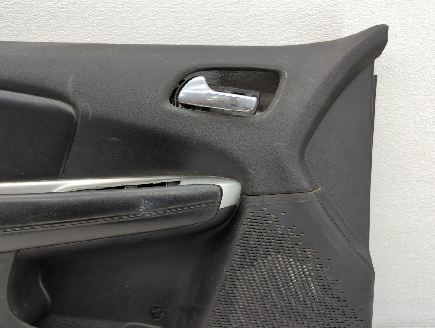 2012 Dodge Journey Front Left Driver Interior Door Panel Trim - Oemusedautoparts1.com